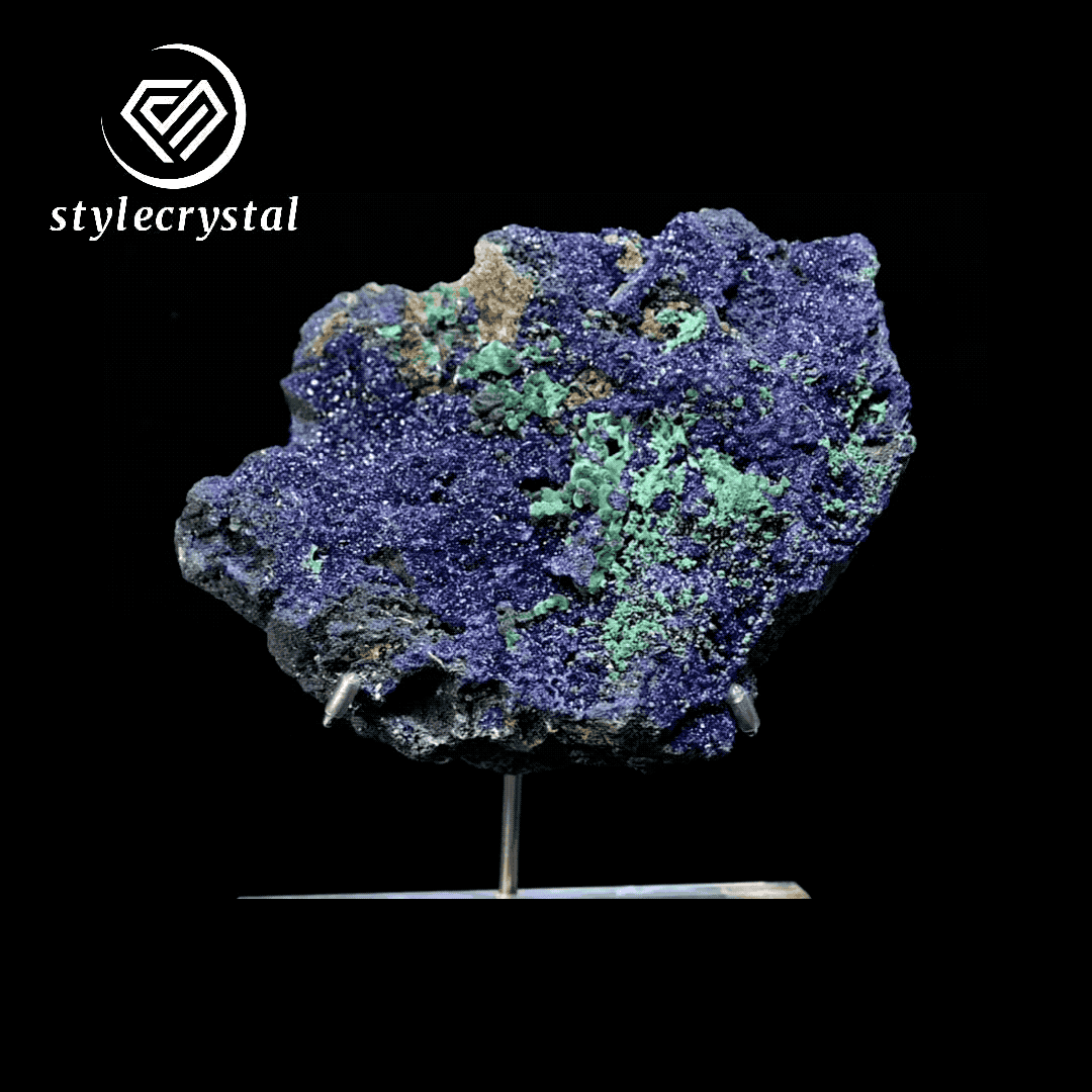 Close-up animated view of azurite and malachite crystals sparkling under light