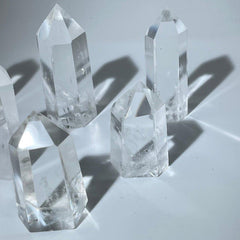 Bulk polished clear quartz towers sold by weight